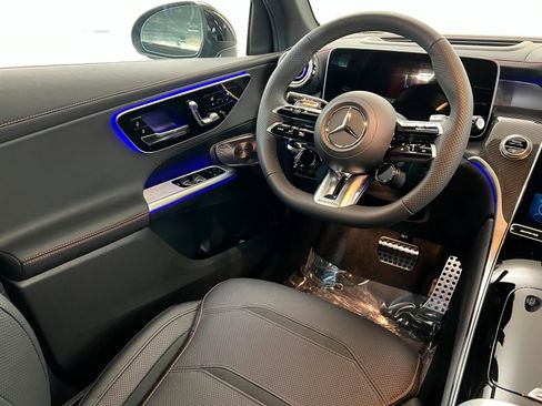 New 2026 Mercedes-Benz GLC 43 AMG 4MATIC image 11