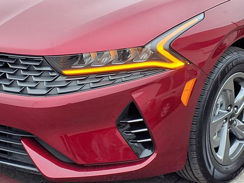 Used 2023 Kia K5 LXS image 23