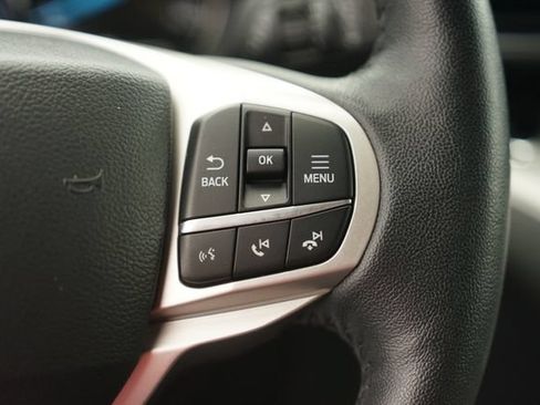 Used 2023 Ford Explorer XLT w/ Equipment Group 202A RWD image 25