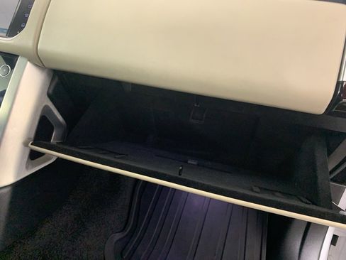 Used 2016 Land Rover Range Rover Long Wheelbase Supercharged image 44