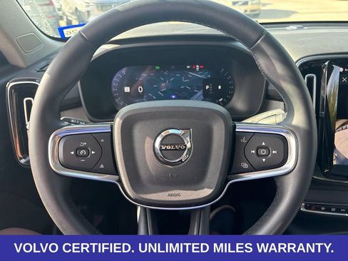 Certified 2026 Volvo XC40 B5 Plus AWD/4WD image 23
