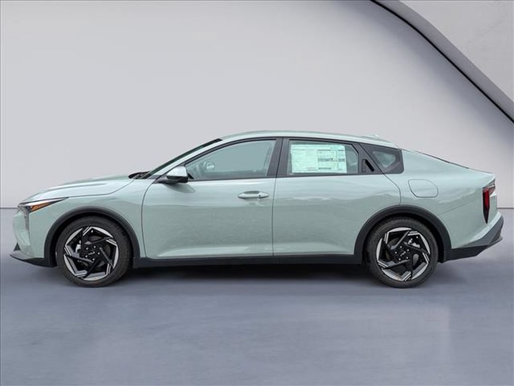 New 2026 Kia K4 EX FWD image 2
