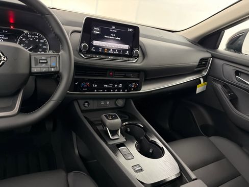 New 2026 Nissan Rogue Dark Armor image 19