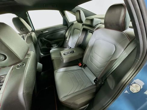 Used 2025 Volkswagen Jetta GLI Autobahn FWD image 25