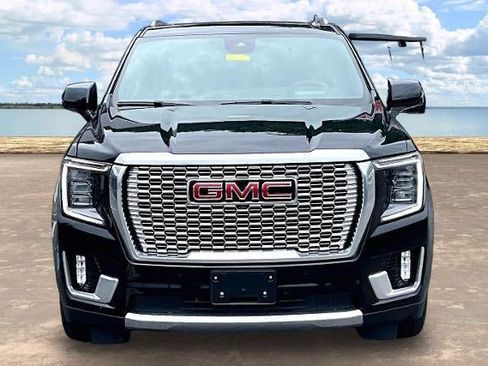Used 2024 GMC Yukon Denali w/ Denali Reserve Package AWD/4WD image 2