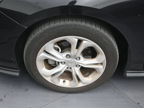 Used 2023 Honda Accord LX image 9