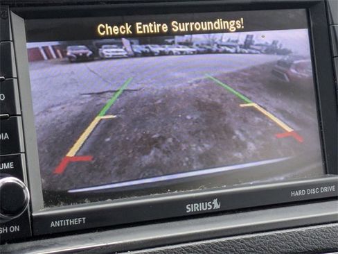 Used 2018 Dodge Grand Caravan SE w/ UConnect Hands-Free Group image 19