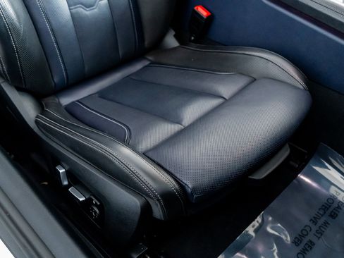 Used 2023 BMW M850i xDrive Convertible image 30