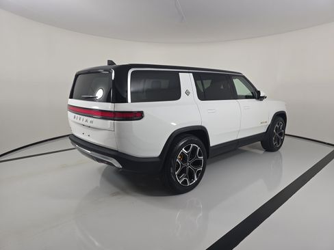 Used 2023 Rivian R1S Adventure Quad AWD/4WD image 5