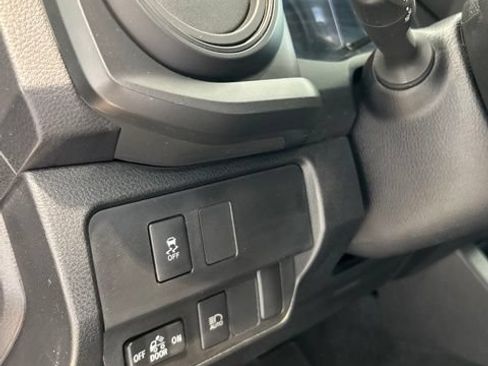 Used 2023 Toyota Tacoma SR AWD/4WD image 9