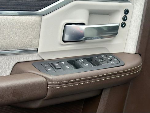 New 2026 RAM 3500 Laramie w/ Towing Technology Group AWD/4WD image 18