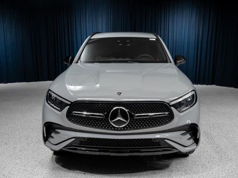 New 2026 Mercedes-Benz GLC 300 image 2
