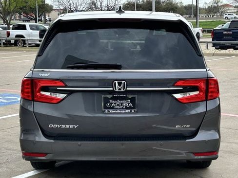 Used 2024 Honda Odyssey Elite image 6