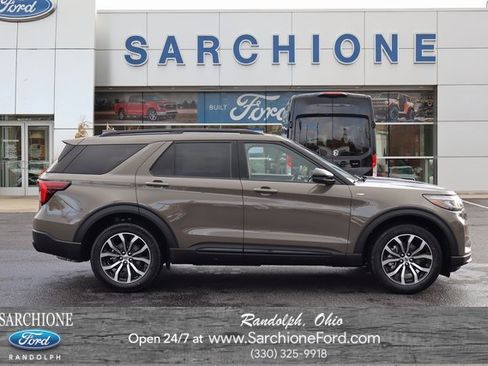 New 2026 Ford Explorer ST-Line image 1