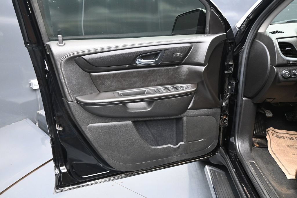 Used 2016 Chevrolet Traverse LT FWD image 10