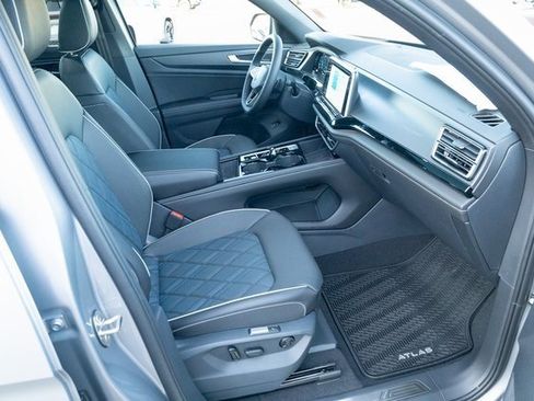 New 2026 Volkswagen Atlas Cross Sport SEL Premium R-Line image 41