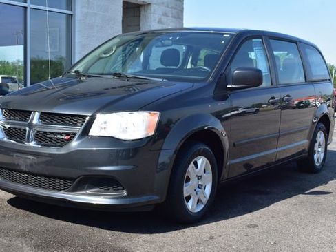 Used 2012 Dodge Grand Caravan American Value Package FWD image 11