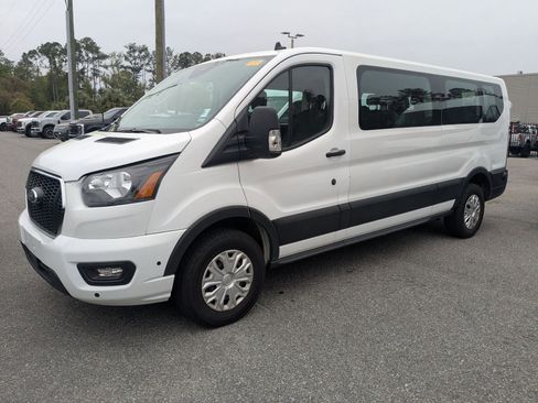 Used 2024 Ford Transit 350 XLT image 8