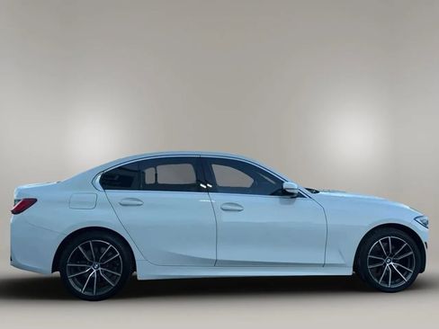 Used 2020 BMW 330i xDrive Sedan w/ Convenience Package AWD/4WD image 4