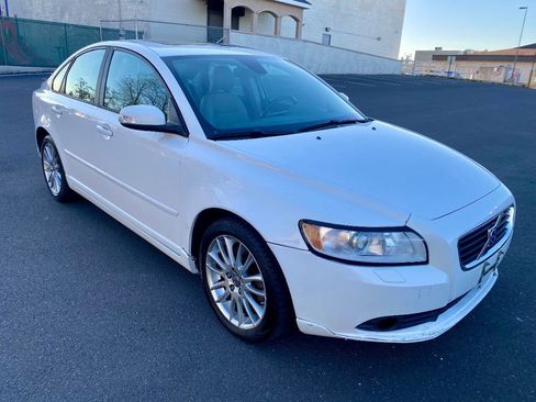 Used 2009 Volvo S40 2.4i image 7