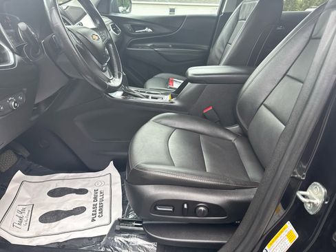 Used 2020 Chevrolet Equinox Premier image 11