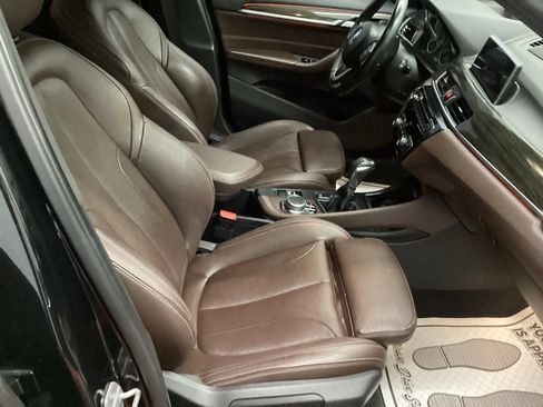 Used 2017 BMW X1 xDrive28i AWD/4WD image 10