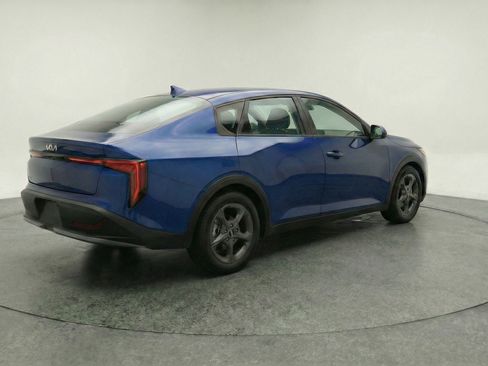 Used 2025 Kia K4 FWD image 9