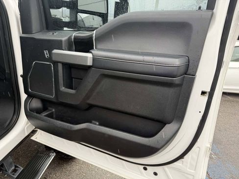 Used 2019 Ford F250 Platinum w/ Platinum Ultimate Package image 19