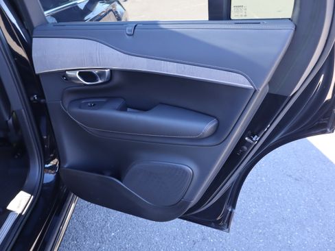 Used 2023 Volvo XC90 B6 Ultimate w/ Protection Package Premier image 35