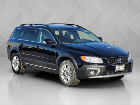 Used 2016 Volvo XC70 T5 Premier image 8