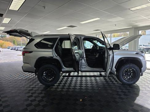 New 2026 Toyota Sequoia Platinum image 23