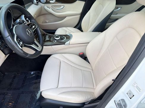 Used 2021 Mercedes-Benz C 300 Sedan image 5