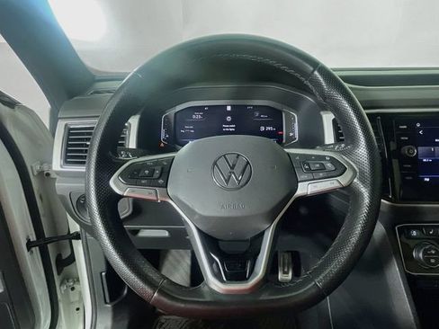 Used 2020 Volkswagen Atlas Cross Sport SEL R-Line FWD image 12