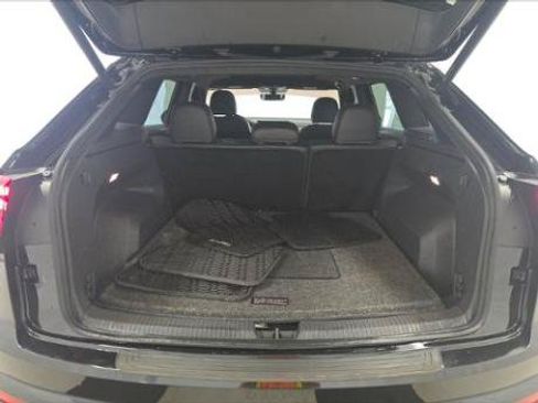 Used 2023 Volkswagen Atlas Cross Sport SE w/ Panoramic Sunroof Package AWD/4WD image 9