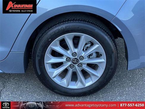 Certified 2022 Toyota Corolla LE w/ LE Convenience Package image 11