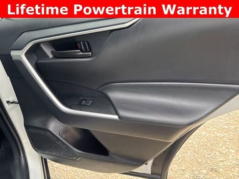 Used 2024 Toyota RAV4 LE image 17