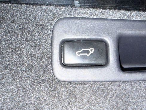 Used 2011 Lexus RX 450h RX 450h Sport Utility 4D w/ Premium Pkg image 19