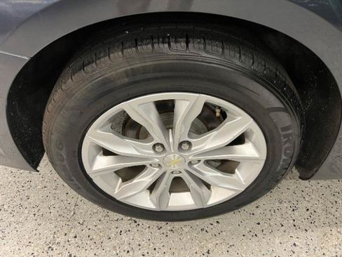 Used 2019 Chevrolet Malibu LT FWD image 39