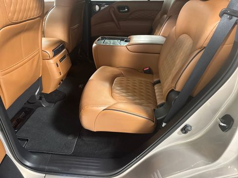 Used 2023 INFINITI QX80 Sensory w/ Cargo Package image 5