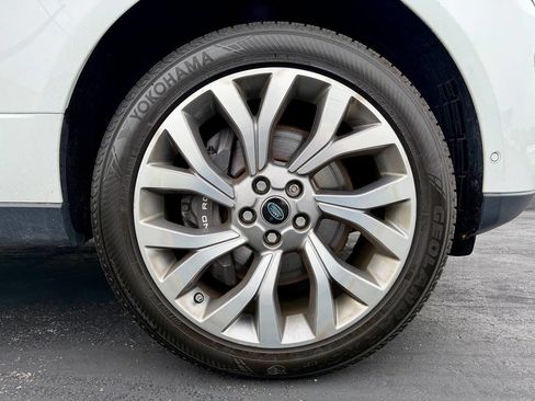 Used 2019 Land Rover Range Rover Supercharged AWD/4WD image 11
