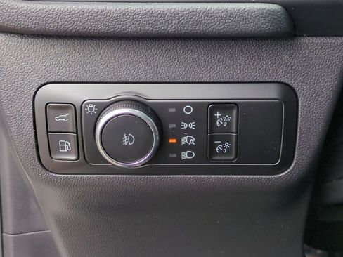 New 2025 Ford Escape SE image 15