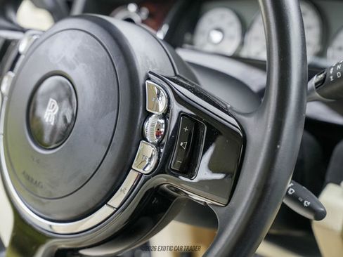 Used 2011 Rolls-Royce Ghost image 49