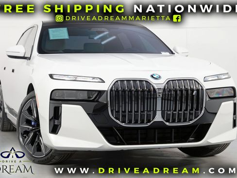 Used 2023 BMW i7 xDrive60 w/ Executive Package 2 image 2