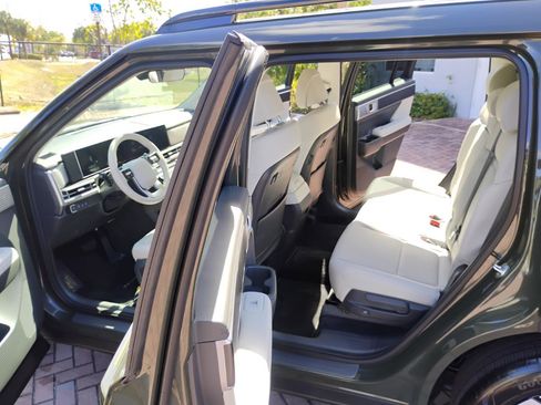 Used 2024 Hyundai Santa Fe SEL image 9