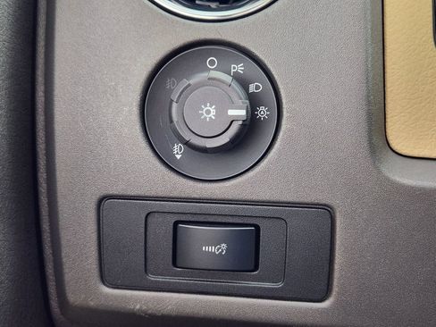 Used 2012 Ford F150 XLT w/ XLT Chrome Pkg AWD/4WD image 27