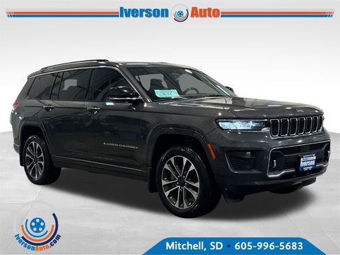 Used 2022 Jeep Grand Cherokee L Overland w/ Luxury Tech Group IV AWD/4WD image 1