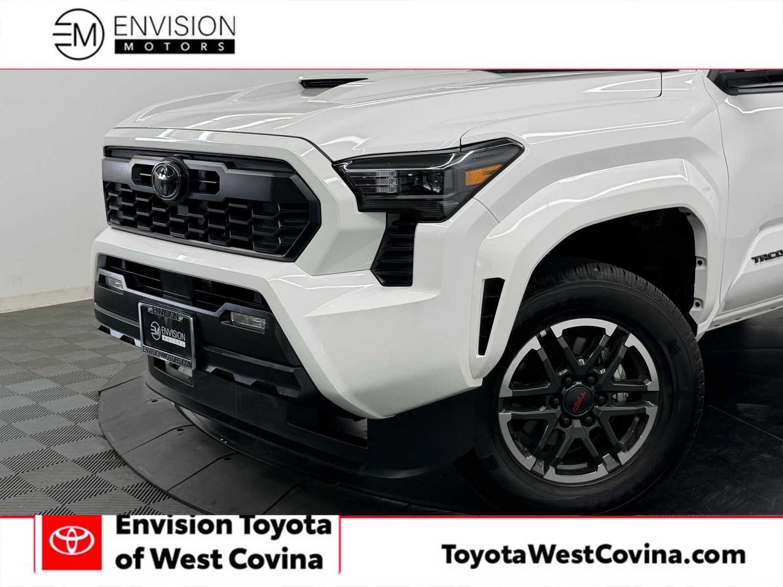 Used 2026 Toyota Tacoma TRD Sport RWD image 3