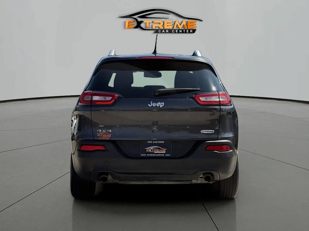 Used 2014 Jeep Cherokee Latitude w/ Cold Weather Group AWD/4WD image 5