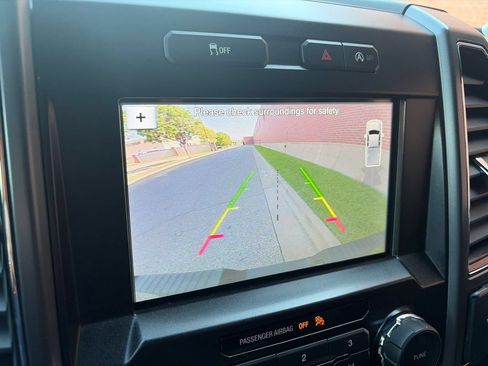 Used 2018 Ford F150 XLT w/ Equipment Group 302A Luxury AWD/4WD image 11