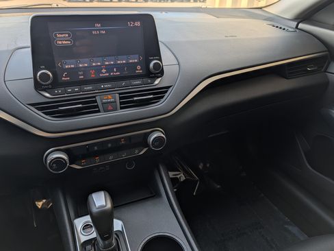 Used 2019 Nissan Altima 2.5 S image 25